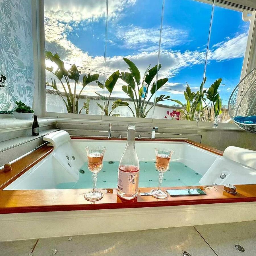 Resort Villa La Perla Sul Mare Leporano Eksteriør billede