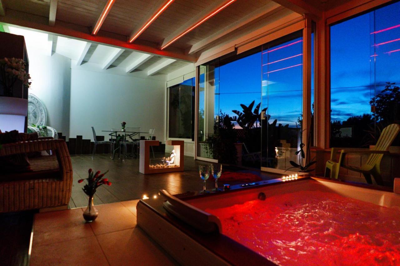 Resort Villa La Perla Sul Mare Leporano Eksteriør billede
