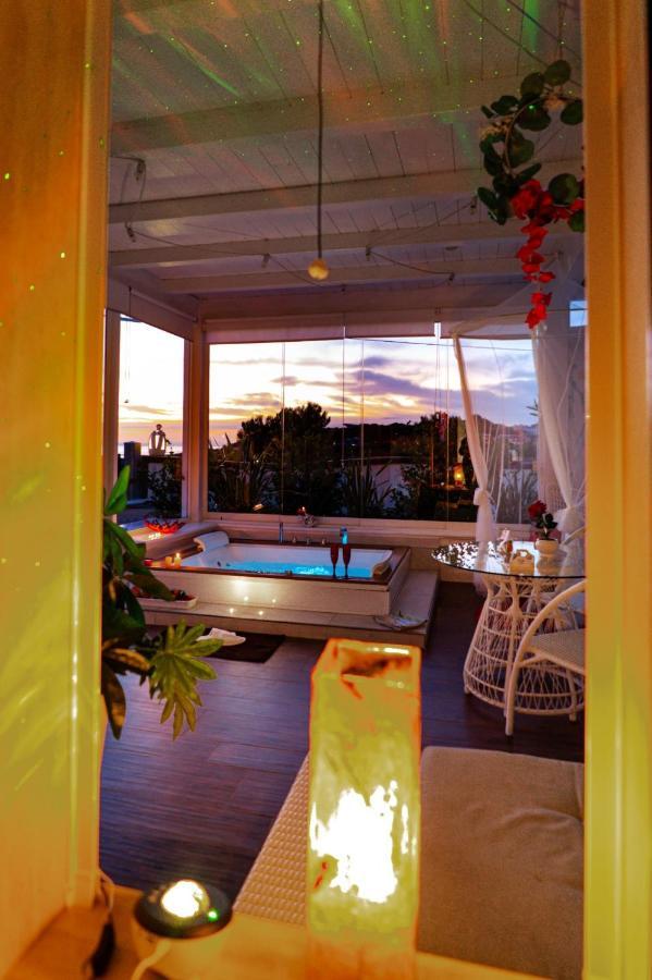 Resort Villa La Perla Sul Mare Leporano Eksteriør billede