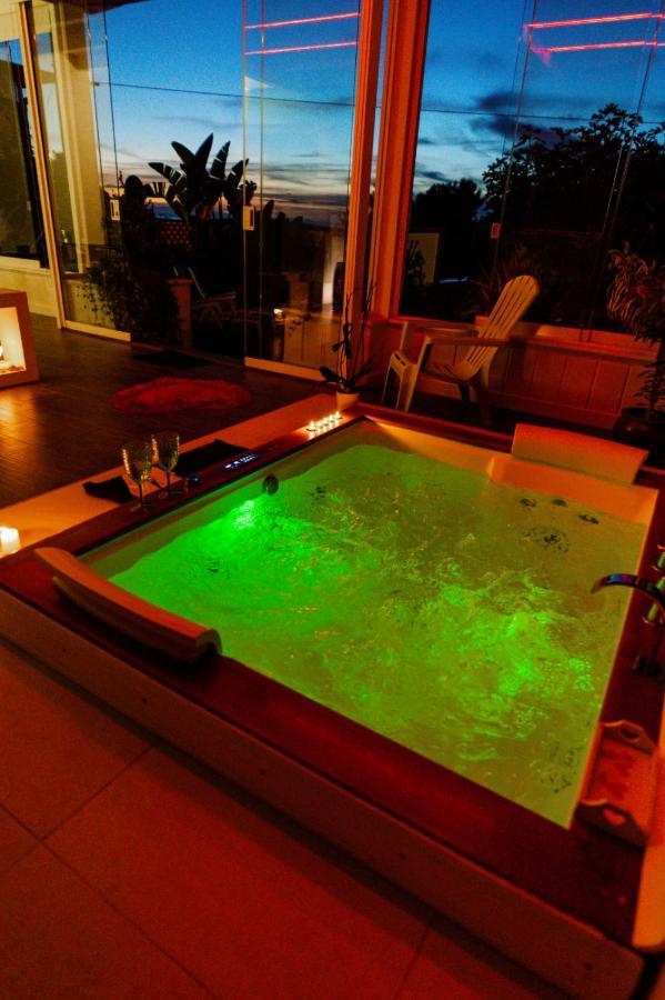 Resort Villa La Perla Sul Mare Leporano Eksteriør billede